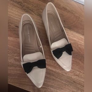 Adrienne Vittadini Cream Flats with Black Accent